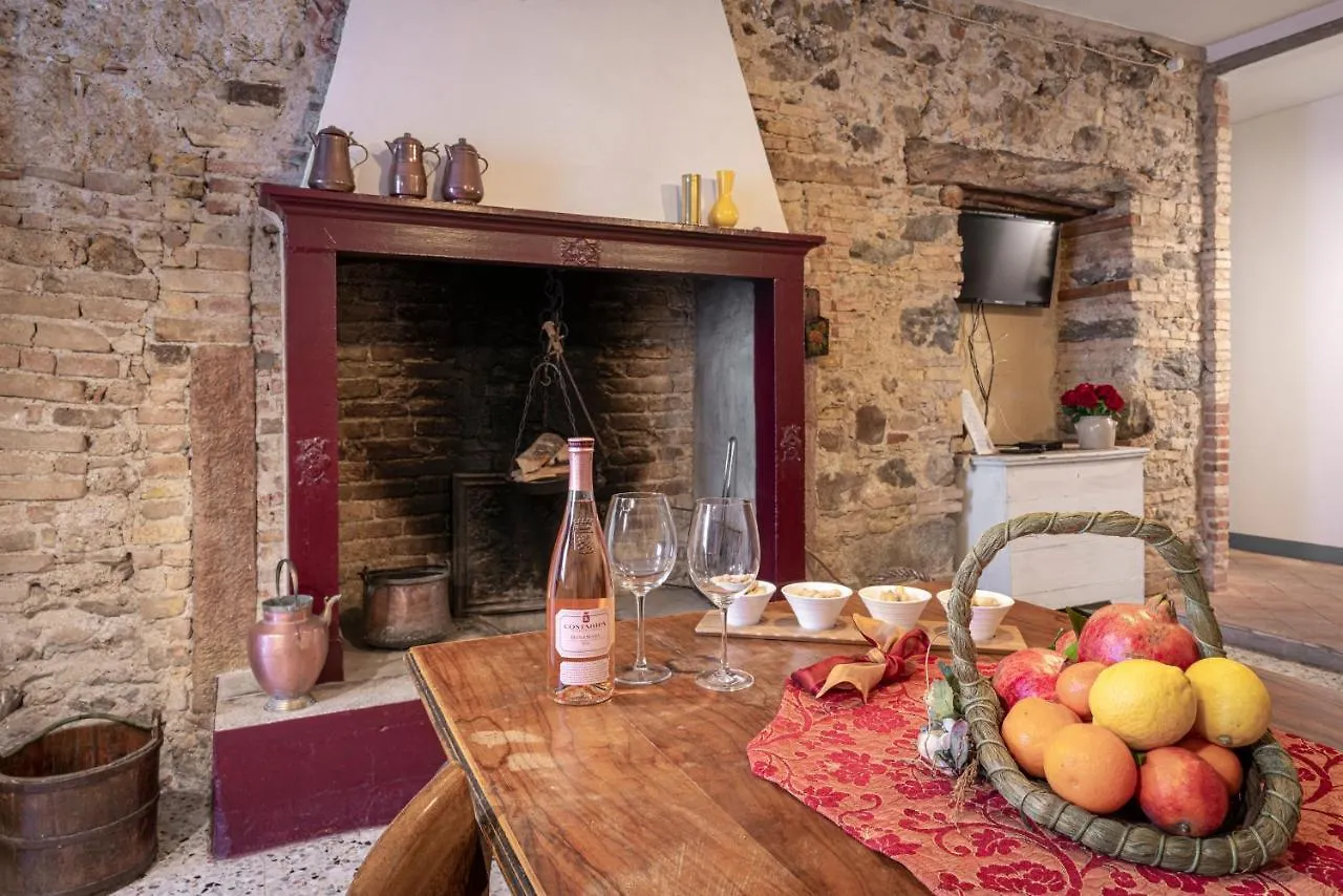 Apartment Appartamenti Drovandi Alla Pieve Vecchia Manerba del Garda
