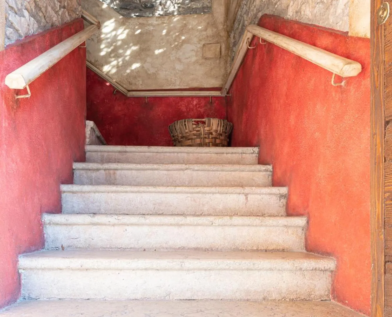Appartamenti Drovandi Alla Pieve Vecchia Manerba del Garda Italy