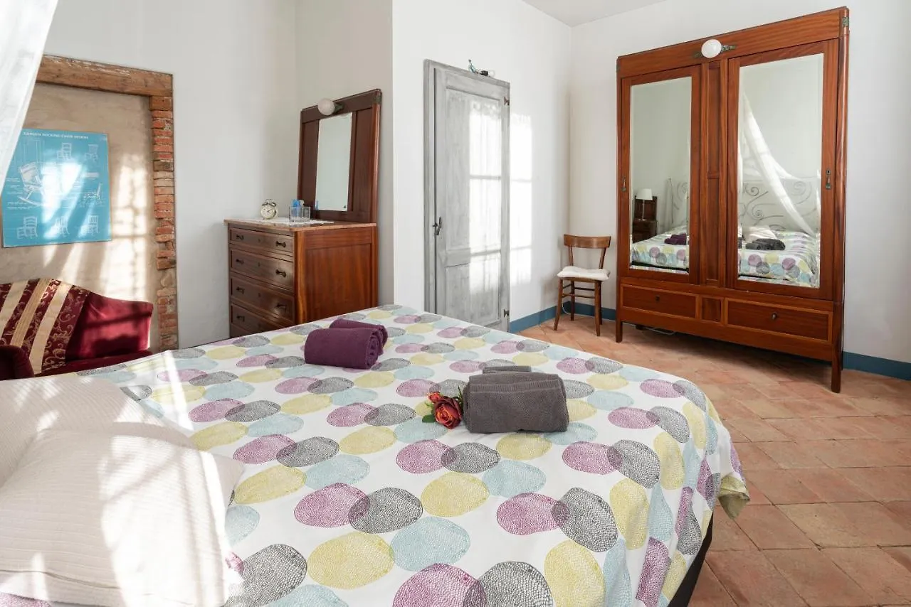 Appartamenti Drovandi Alla Pieve Vecchia Manerba del Garda 0*,  Italy